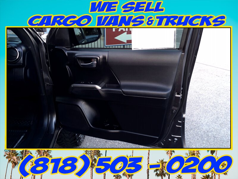 2017 Toyota Tacoma TRD Sport   - Photo 12 - North Hollywood, CA 91605