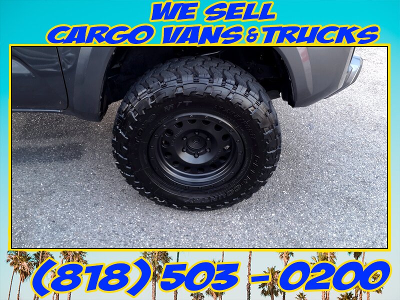 2017 Toyota Tacoma TRD Sport   - Photo 9 - North Hollywood, CA 91605