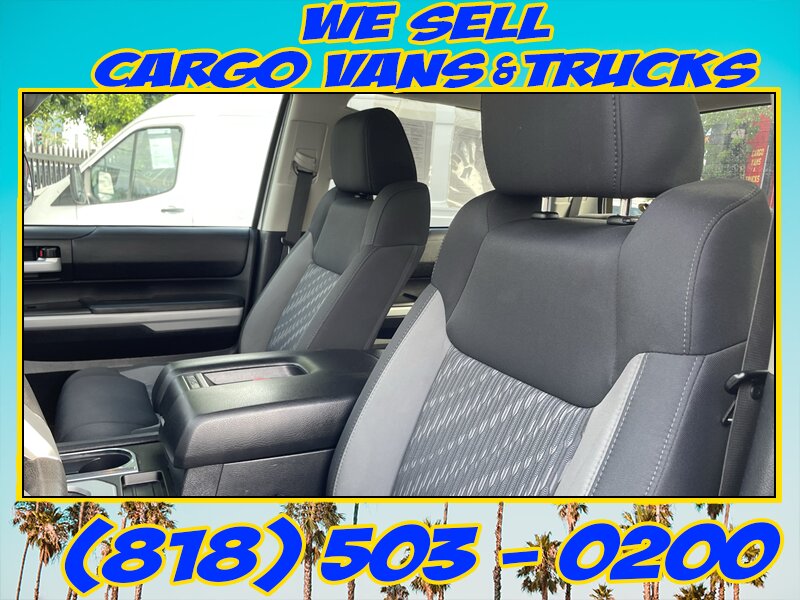 2020 Toyota Tundra SR5   - Photo 15 - North Hollywood, CA 91605