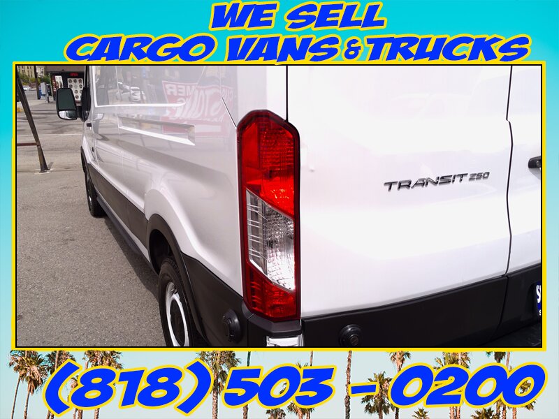 2022 Ford Transit 250 High Roof - Photo 18 - North Hollywood, CA 91605