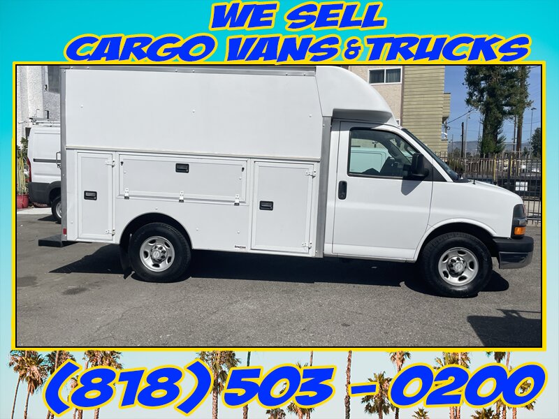 2016 Chevrolet Express 3500 - Photo 4 - North Hollywood, CA 91605