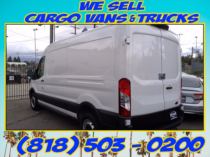 2022 Ford Transit 250  Medium Roof - Photo 21 - North Hollywood, CA 91605