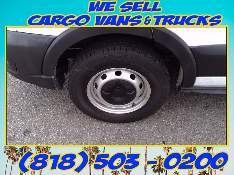 2022 Ford Transit 250  Medium Roof - Photo 7 - North Hollywood, CA 91605