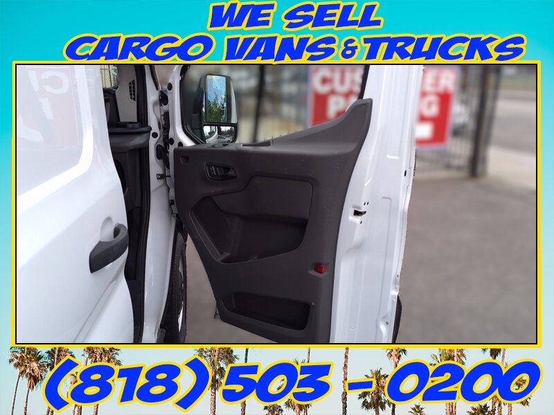 2022 Ford Transit 250  Medium Roof - Photo 14 - North Hollywood, CA 91605