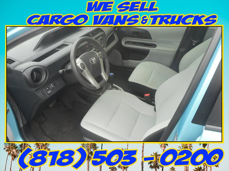 2014 Toyota Prius c One   - Photo 13 - North Hollywood, CA 91605