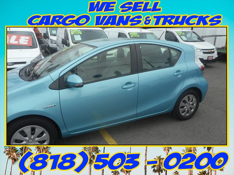 2014 Toyota Prius c One   - Photo 11 - North Hollywood, CA 91605