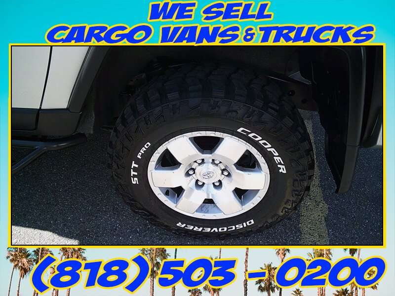 2007 Toyota FJ Cruiser   - Photo 24 - North Hollywood, CA 91605