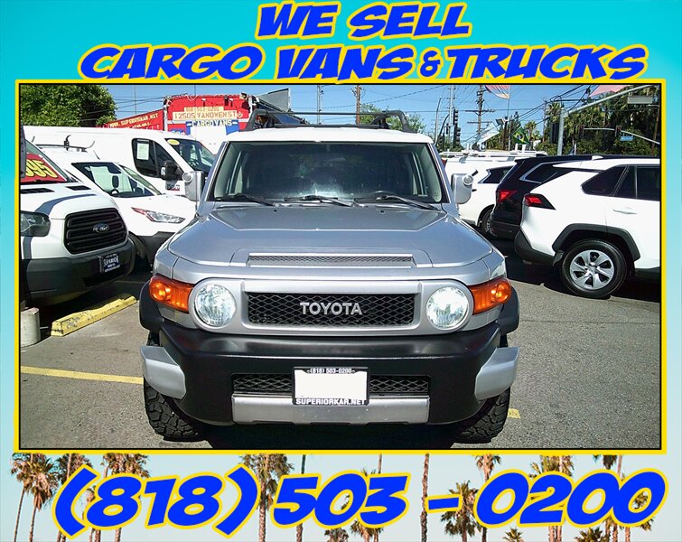 2007 Toyota FJ Cruiser   - Photo 2 - North Hollywood, CA 91605