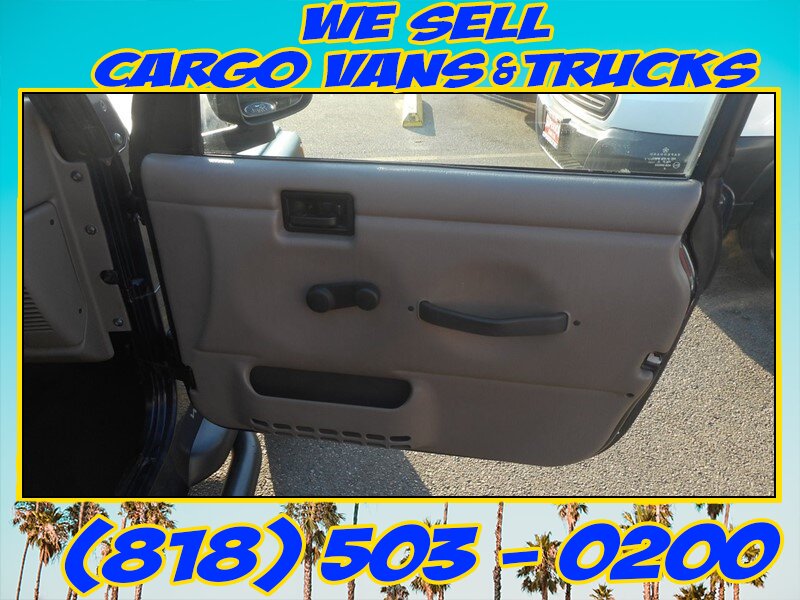 2005 Jeep Wrangler X   - Photo 15 - North Hollywood, CA 91605