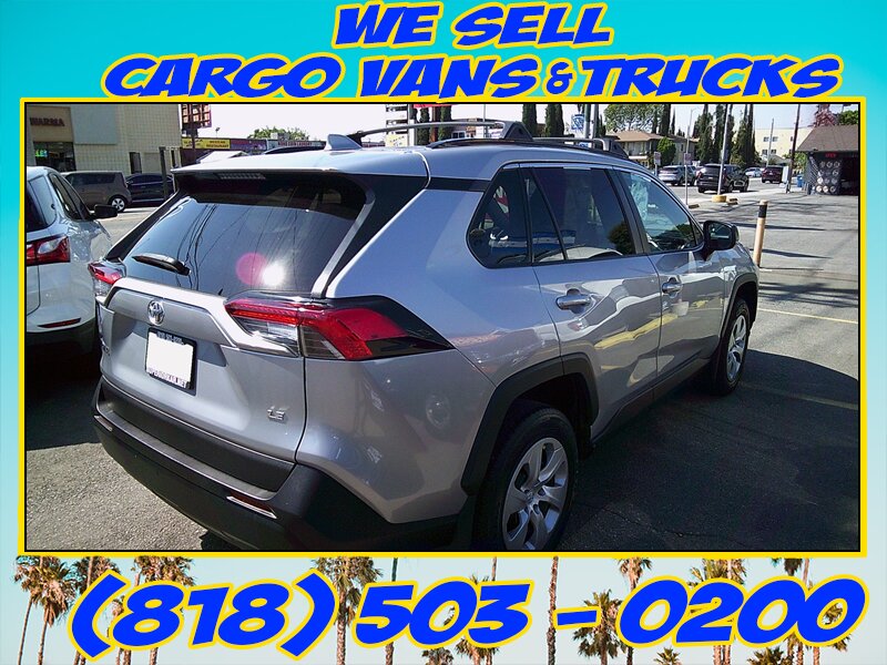 2021 Toyota RAV4 LE   - Photo 19 - North Hollywood, CA 91605