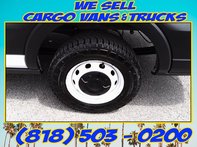 2021 Ford Transit 250 High Roof - Photo 23 - North Hollywood, CA 91605