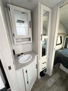 2021 Forest River R-pod 202 Hood River   - Photo 12 - Hurricane, UT 84737