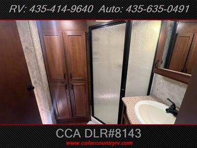 2015 Highland Ridge RV Open Range Light 297RLS   - Photo 13 - Hurricane, UT 84737