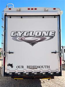 2013 Heartland Cyclone 4100   - Photo 4 - Hurricane, UT 84737