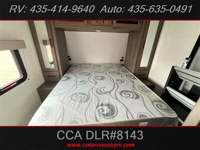 2025 Grand Design RV Transcend - Photo 12 - Hurricane, UT 84737