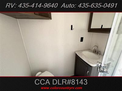 2022 Keystone Cougar 26RBSWE   - Photo 15 - Hurricane, UT 84737