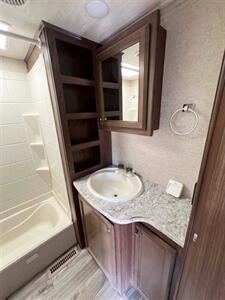 2017 Heartland Heartland Elkridge Extreme Light E261 - Photo 14 - Hurricane, UT 84737