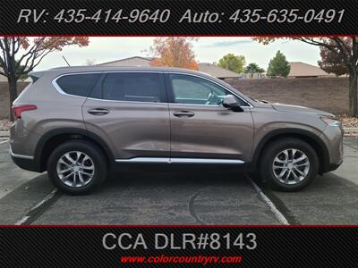 2020 Hyundai Santa Fe SE   - Photo 4 - Hurricane, UT 84737