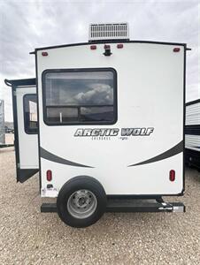 2018 Forest River Cherokee Arctic Wolf 255DRL4   - Photo 5 - Hurricane, UT 84737