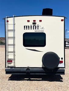 2016 Forest River Mini Lite 2304KS   - Photo 3 - Hurricane, UT 84737