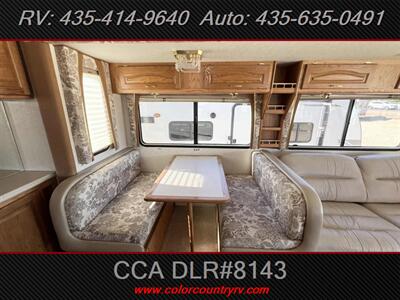 2002 National Tradewinds 7390   - Photo 5 - Hurricane, UT 84737
