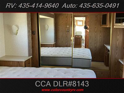 2002 National Tradewinds 7390   - Photo 14 - Hurricane, UT 84737