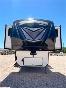 2018 Grand Design RV Momentum 376TH - Photo 3 - Hurricane, UT 84737