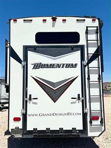 2018 Grand Design RV Momentum 376TH - Photo 4 - Hurricane, UT 84737