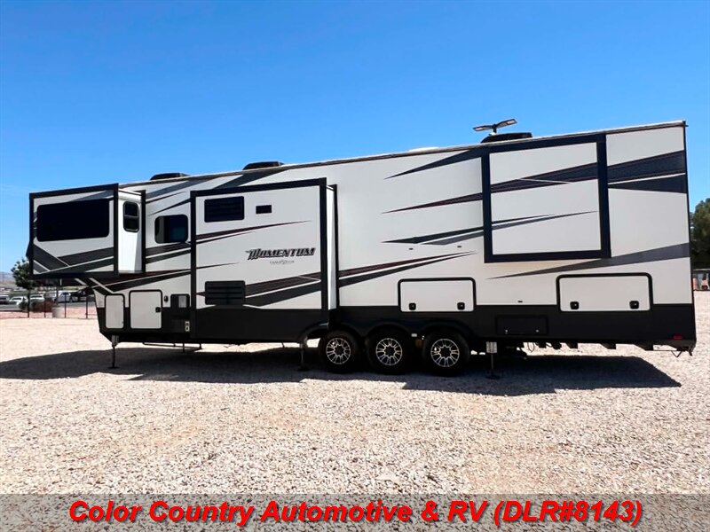 2018 Grand Design RV Momentum 376TH  