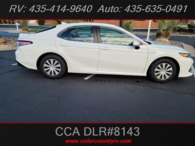 2020 Toyota Camry Hybrid LE   - Photo 3 - Hurricane, UT 84737