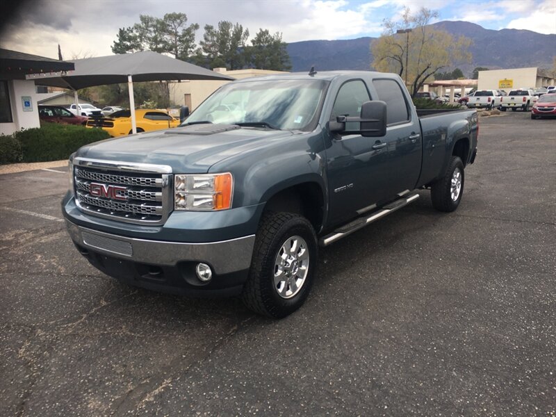 2014 GMC Sierra 2500HD SLT  4X4