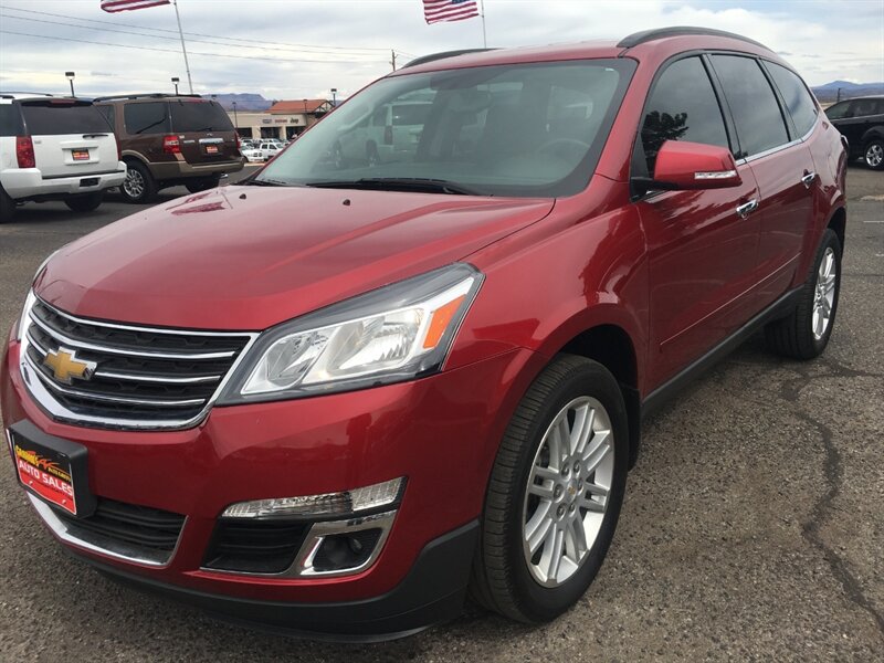 2014 Chevrolet Traverse LT - Photo 1 - Cottonwood, AZ 86326