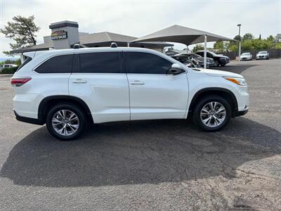 2016 Toyota Highlander LE   - Photo 3 - Cottonwood, AZ 86326