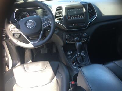 2020 Jeep Cherokee Latitude Plus 4x4 - Photo 8 - Cottonwood, AZ 86326