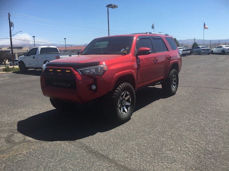 2016 Toyota 4Runner SR5  4x4 - Photo 1 - Cottonwood, AZ 86326
