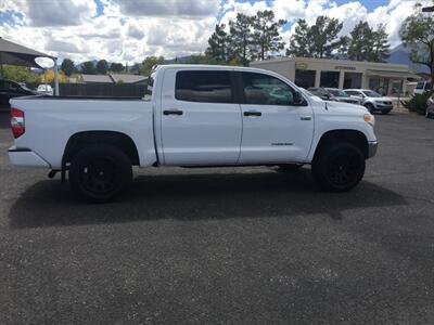 2017 Toyota Tundra SR5  4x4 - Photo 3 - Cottonwood, AZ 86326