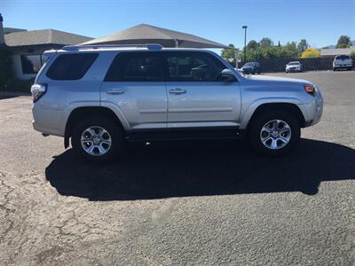 2017 Toyota 4Runner SR5  4X4 - Photo 3 - Cottonwood, AZ 86326