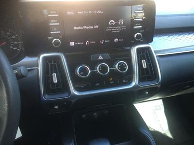 2022 Kia Sorento LX   - Photo 8 - Cottonwood, AZ 86326
