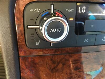 2012 Volkswagen Touareg TDI Sport  ALL WHEEL DRIVE - Photo 11 - Cottonwood, AZ 86326