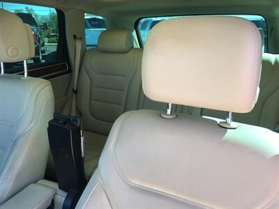 2012 Volkswagen Touareg TDI Sport  ALL WHEEL DRIVE - Photo 6 - Cottonwood, AZ 86326