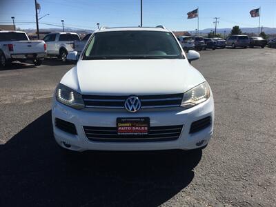 2012 Volkswagen Touareg TDI Sport  ALL WHEEL DRIVE - Photo 2 - Cottonwood, AZ 86326