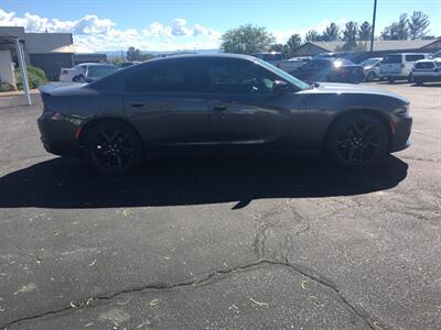 2019 Dodge Charger SXT   - Photo 2 - Cottonwood, AZ 86326