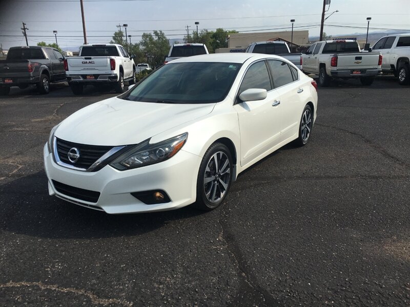2016 Nissan Altima SR - Photo 1 - Cottonwood, AZ 86326