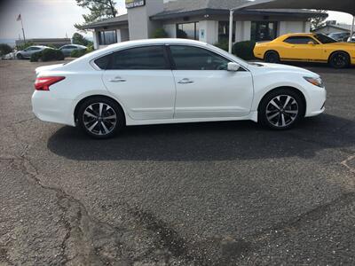 2016 Nissan Altima SR   - Photo 3 - Cottonwood, AZ 86326