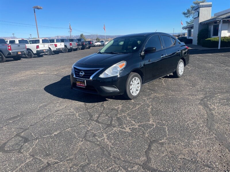2017 Nissan Versa Sedan SV