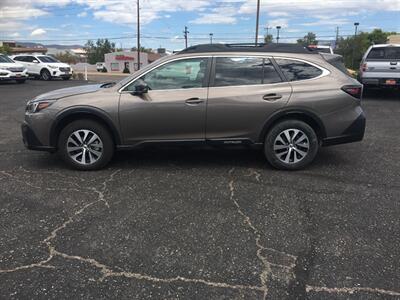 2022 Subaru Outback Premium  ALL WHEEL DRIVE - Photo 4 - Cottonwood, AZ 86326