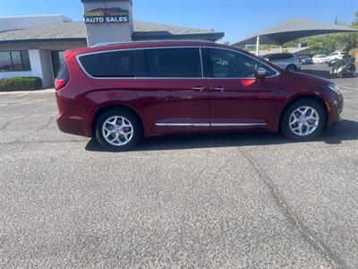 2020 Chrysler Pacifica Limited   - Photo 3 - Cottonwood, AZ 86326