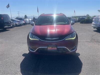 2020 Chrysler Pacifica Limited   - Photo 2 - Cottonwood, AZ 86326