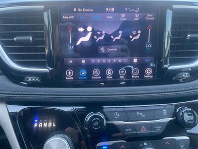 2020 Chrysler Pacifica Limited   - Photo 14 - Cottonwood, AZ 86326