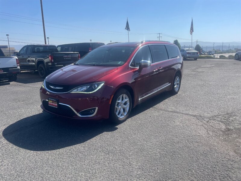 2020 Chrysler Pacifica Limited   - Photo 1 - Cottonwood, AZ 86326